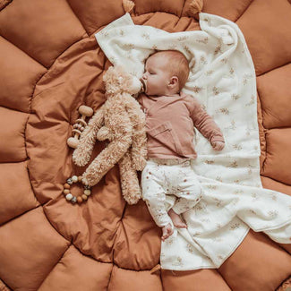 coco tawny brown organic tapis de jeu, cocon & organiseur