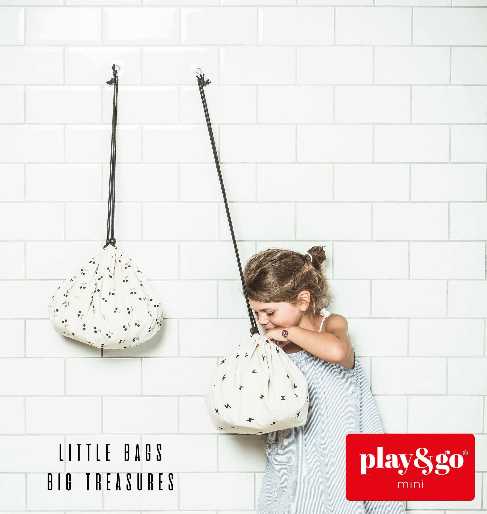 Playandgo Mini Cherry gold mini Thunderstrike storage bag 